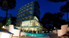 Отель Hotel Kent Milano Marittima  Милано Мариттима